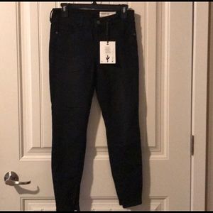Pistola Stretch Black Skinny Jeans NWT 28